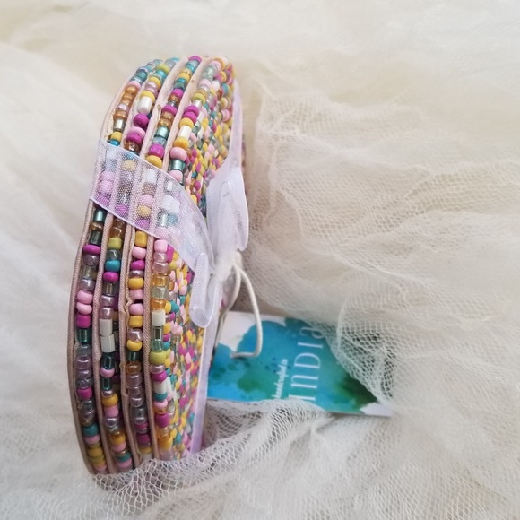 Pink toned Beaded Coaster Set - Picture 2 of 3